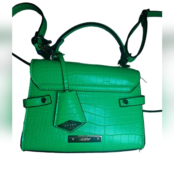 ALDO VONTESSA Mini luggage purse faux crocodile in hyper apple green - Picture 5 of 10